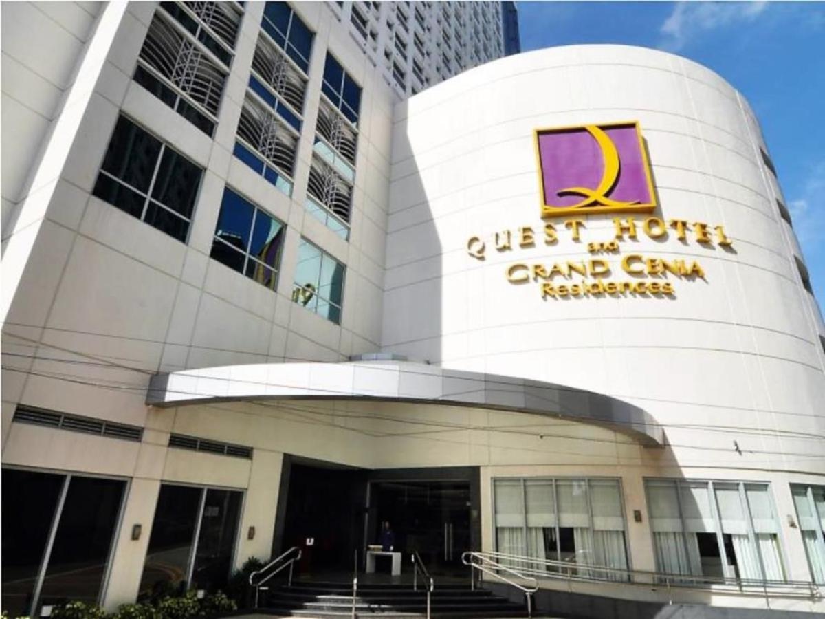 Quest Serviced Residences Cebu Esterno foto