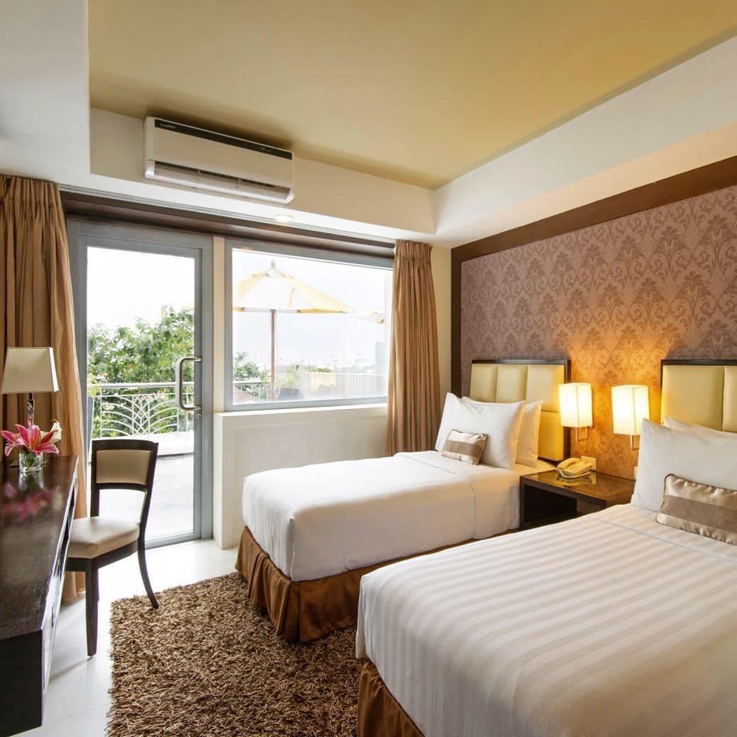 Quest Serviced Residences Cebu Esterno foto